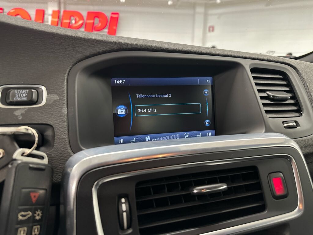 Volvo S60 2015 Valkoinen