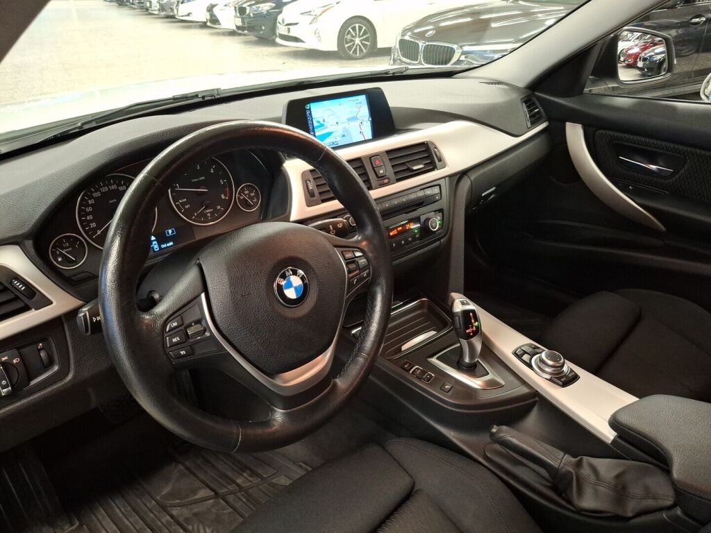 BMW 320 2015 Valkoinen