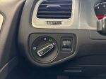 Volkswagen Golf 2015 Musta