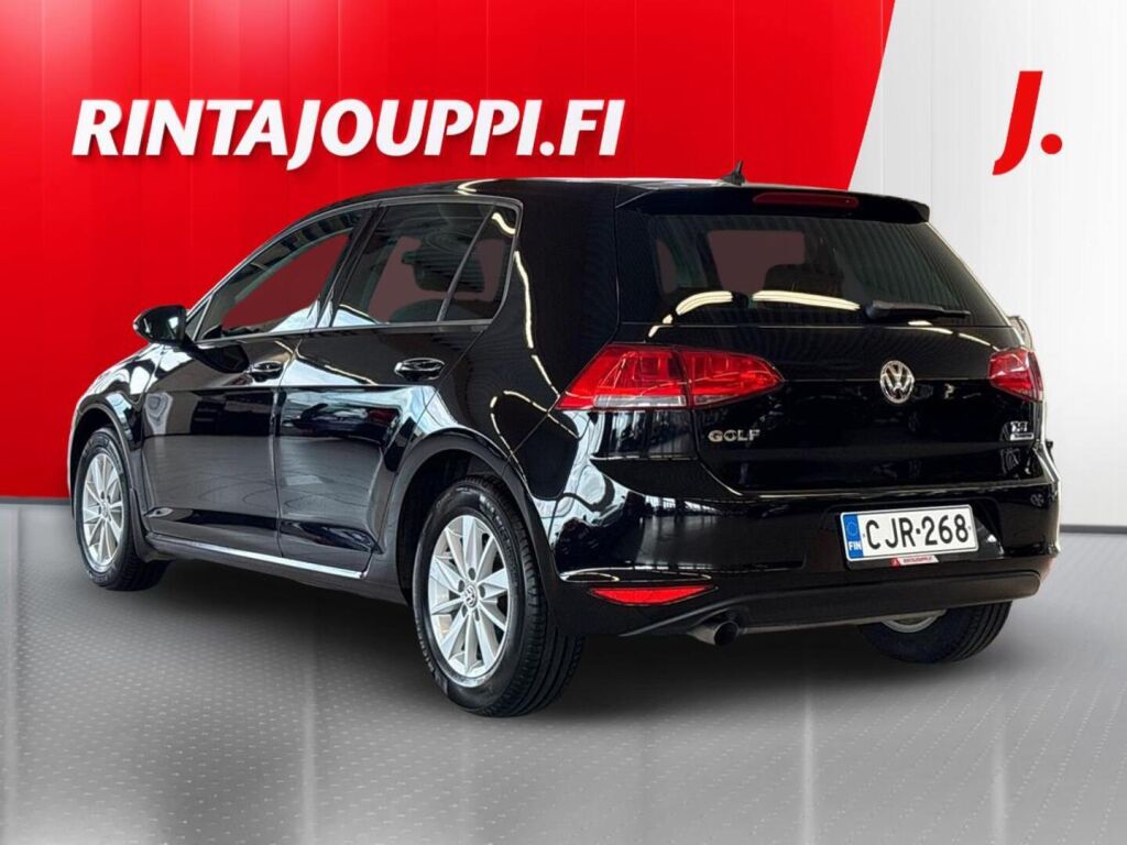 Volkswagen Golf 2015 Musta