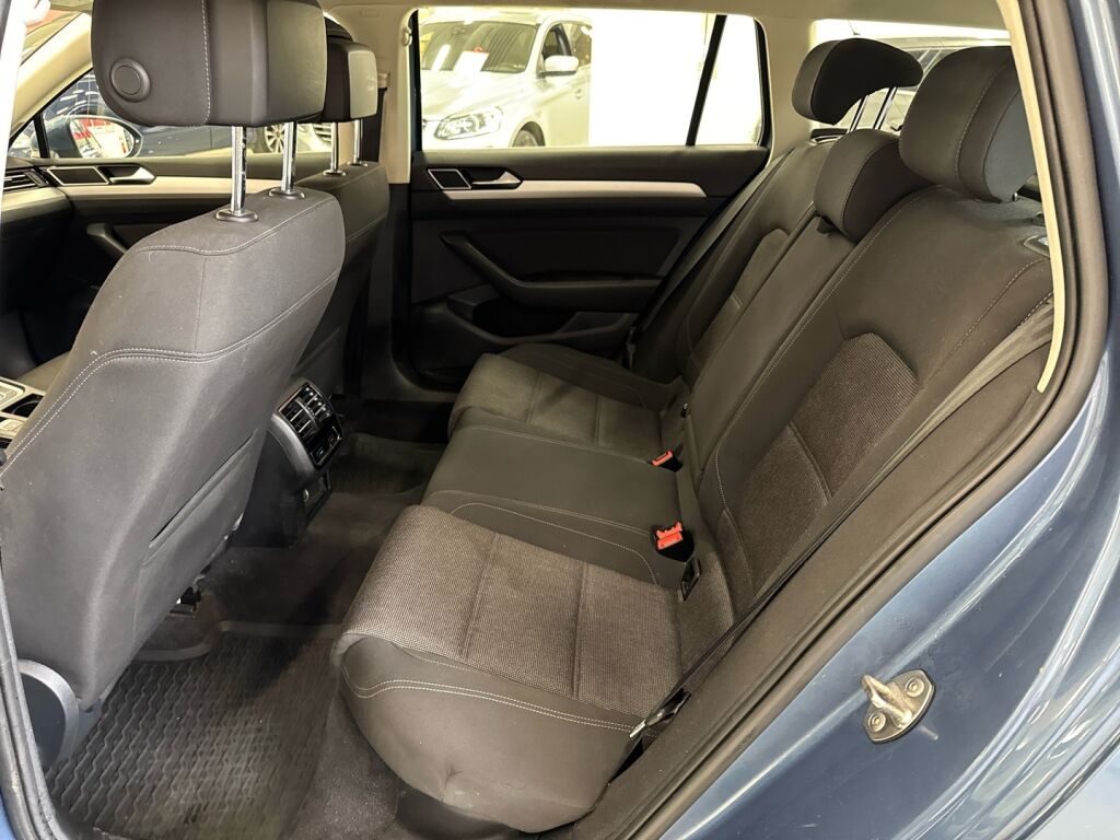 Volkswagen Passat 2015 Sininen