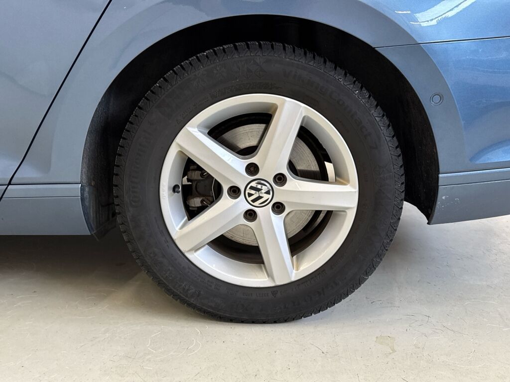Volkswagen Passat 2015 Sininen