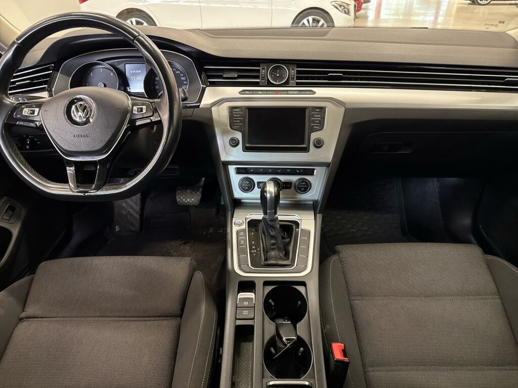 Volkswagen Passat 2015 Sininen