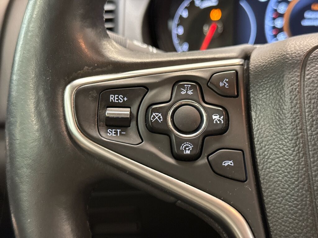 Opel Insignia 2015 Ruskea (beige)