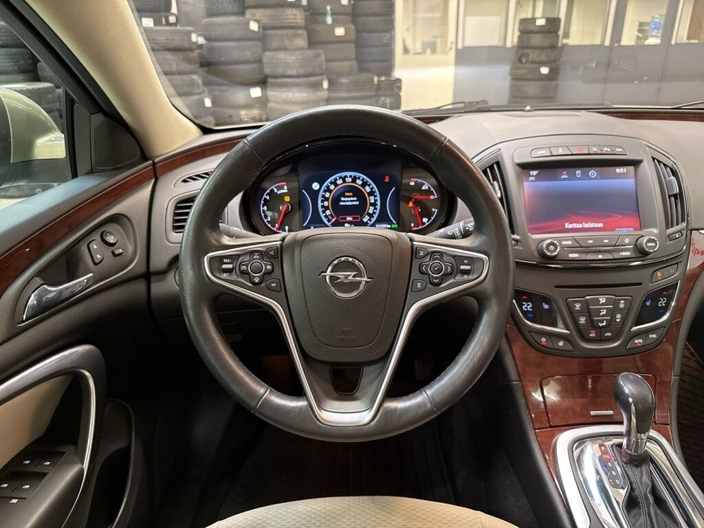 Opel Insignia 2015 Ruskea (beige)