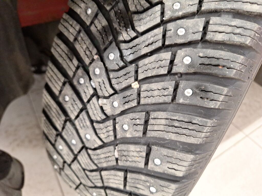 Ford Fiesta 2015 Punainen