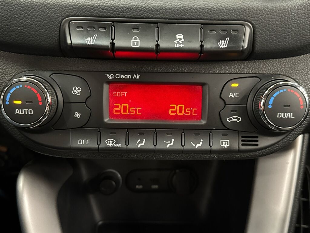 Kia Ceed 2014 Ruskea (beige)