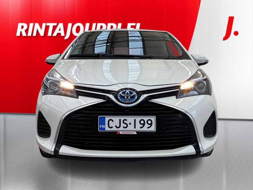 Toyota Yaris 2015 Valkoinen