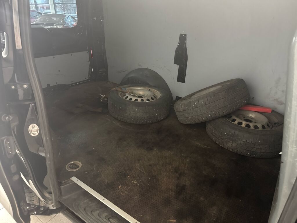 Mercedes-Benz Vito 2015 Musta