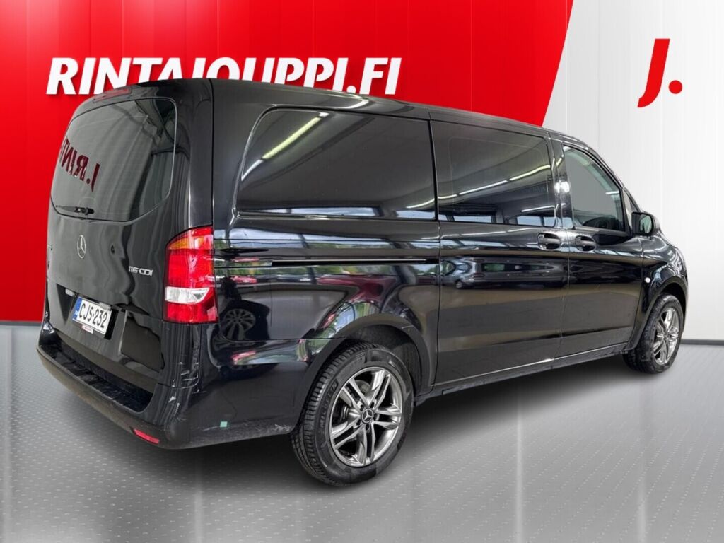 Mercedes-Benz Vito 2015 Musta