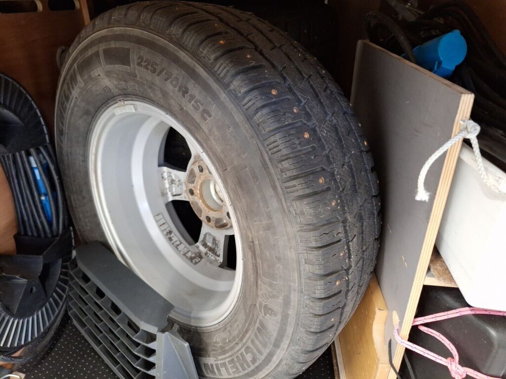 Pössl 2win 2015 Harmaa