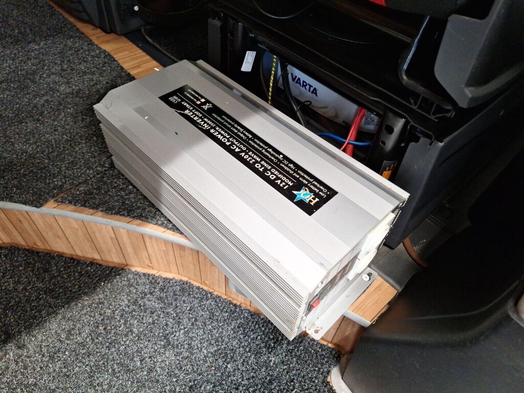 Pössl 2win 2015 Harmaa