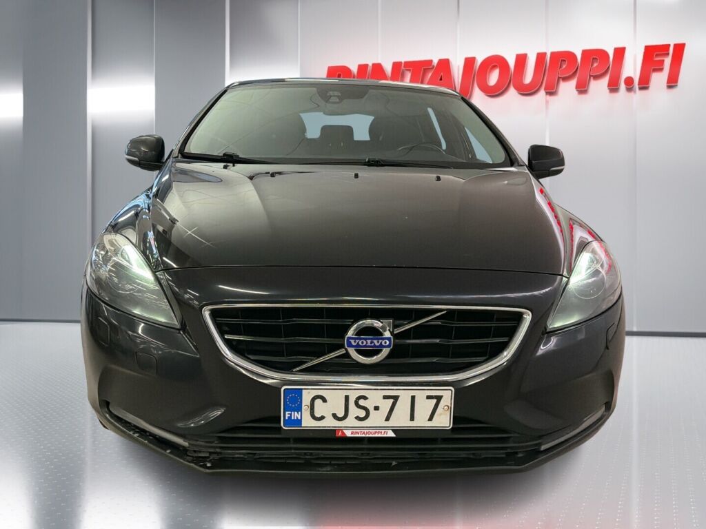 Volvo V40 2015 Musta