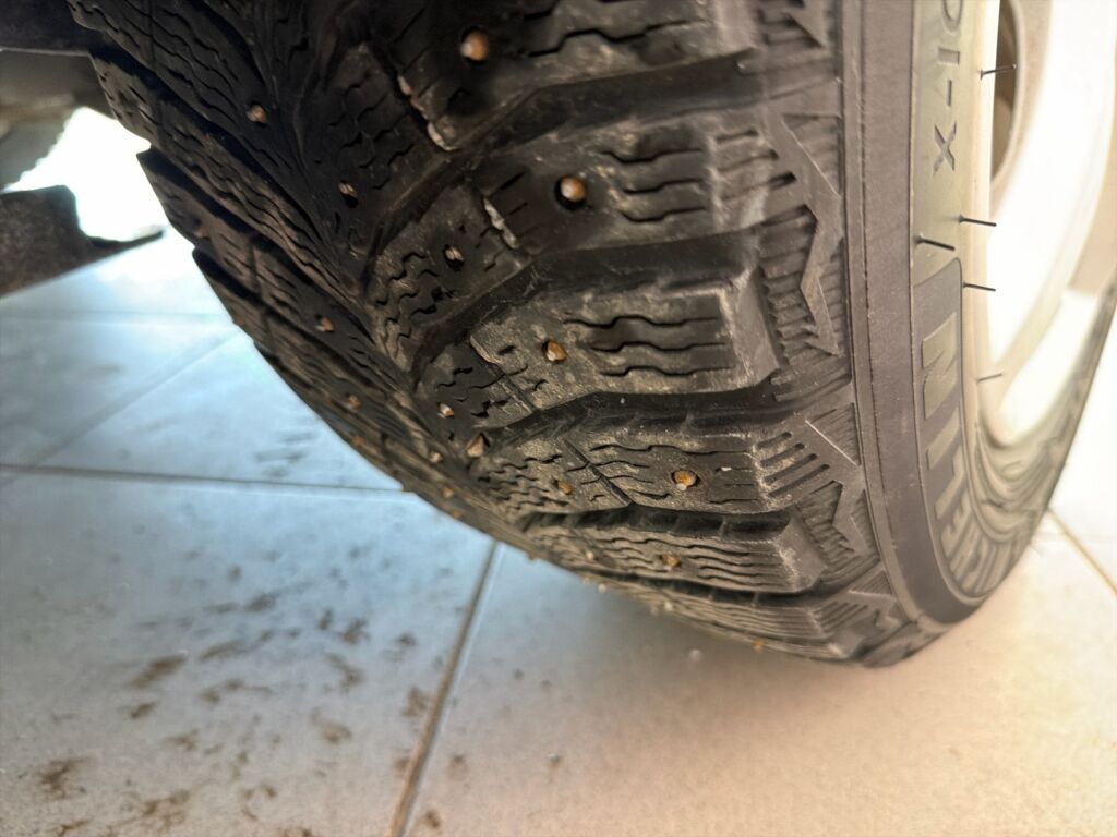 Volvo V40 2015 Musta