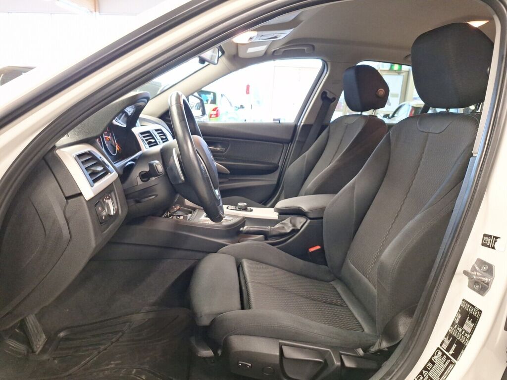 BMW 320 2015 Valkoinen