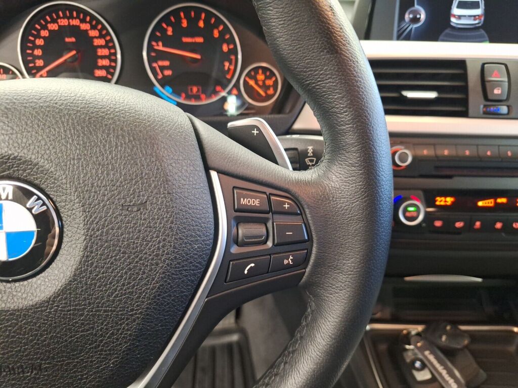 BMW 320 2015 Valkoinen