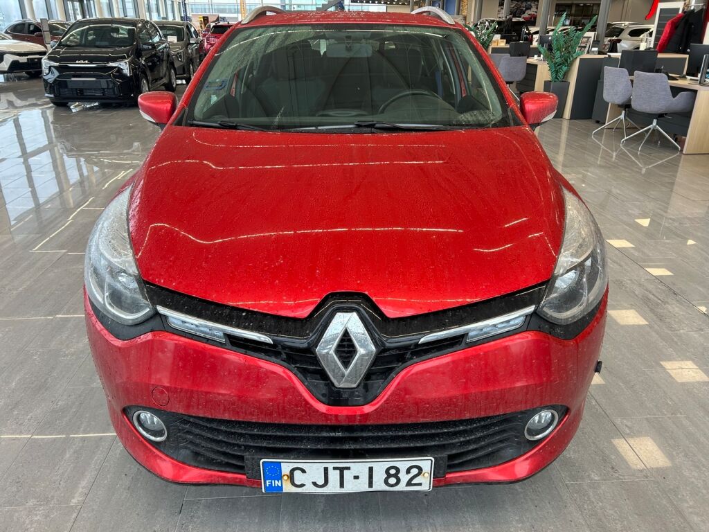 Renault Clio 2015 Punainen