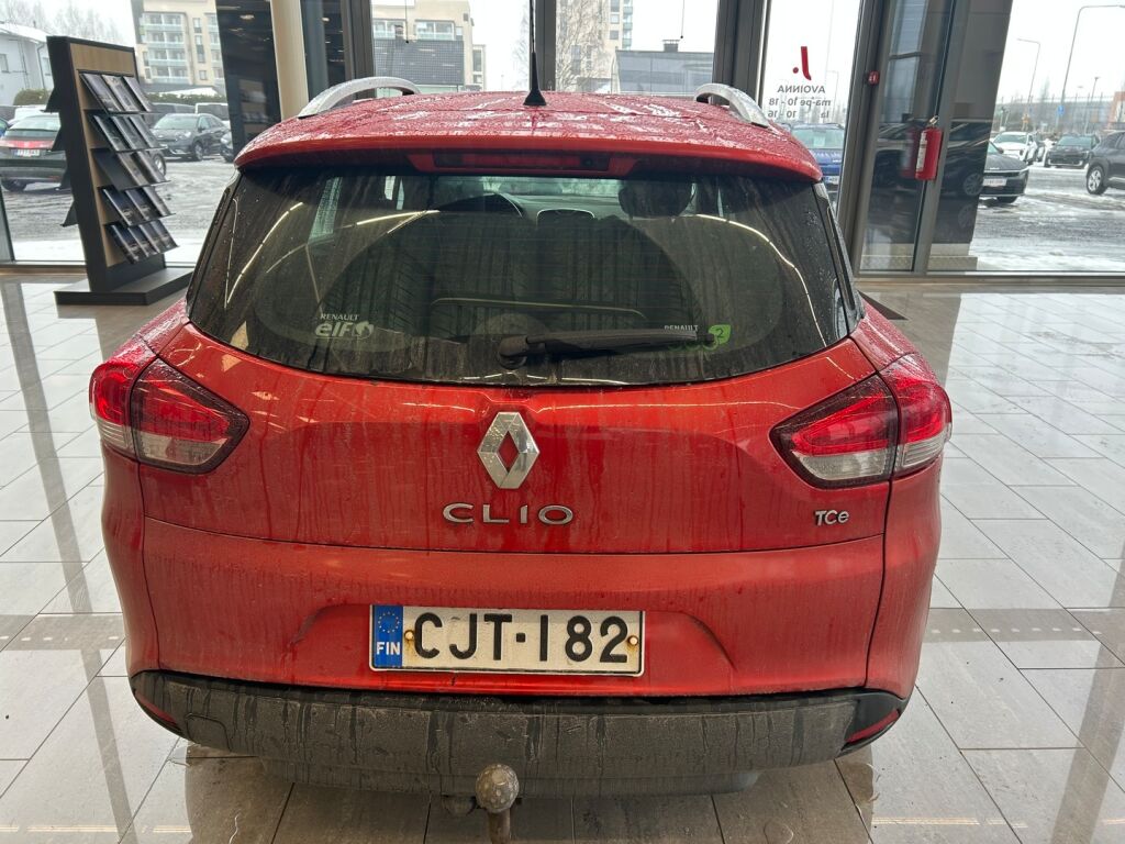 Renault Clio 2015 Punainen