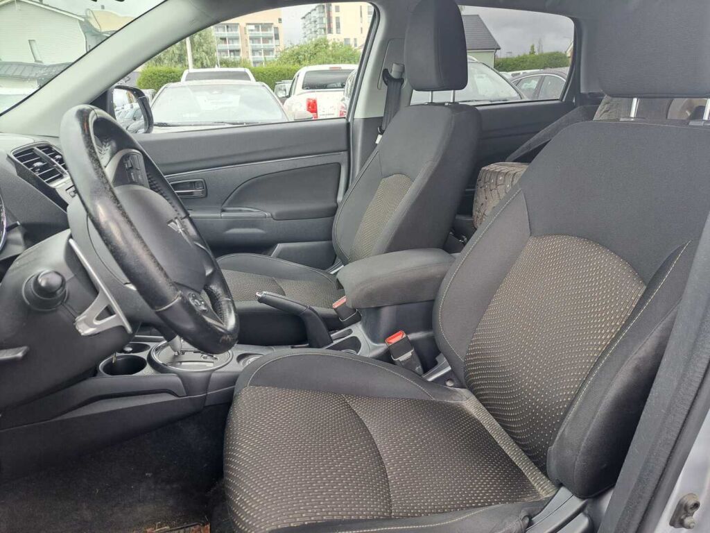 Mitsubishi ASX 2015 Harmaa
