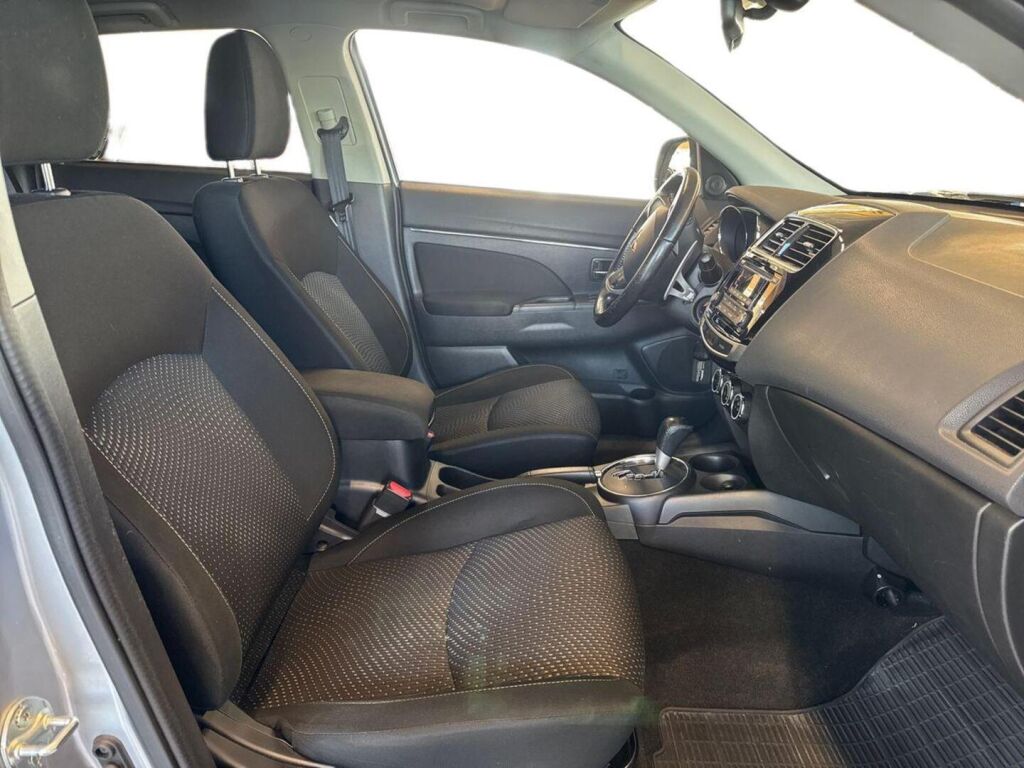 Mitsubishi ASX 2015 Harmaa