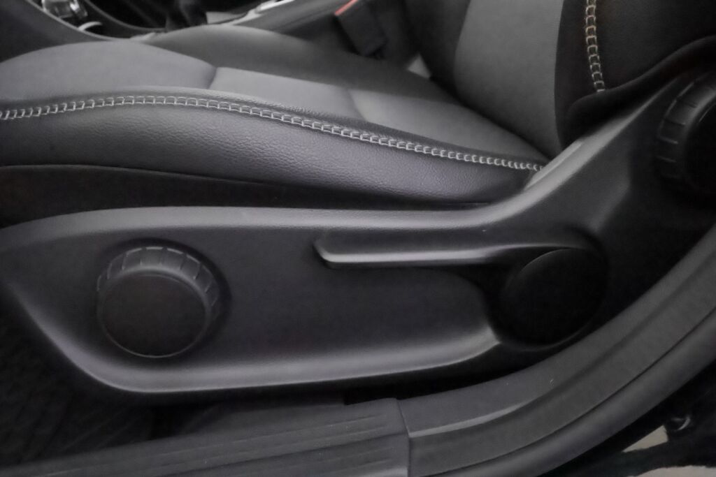 Mercedes-Benz GLA 2015 Musta