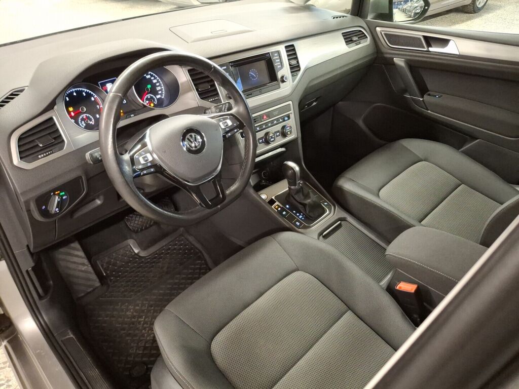 Volkswagen Golf Sportsvan 2015 Harmaa