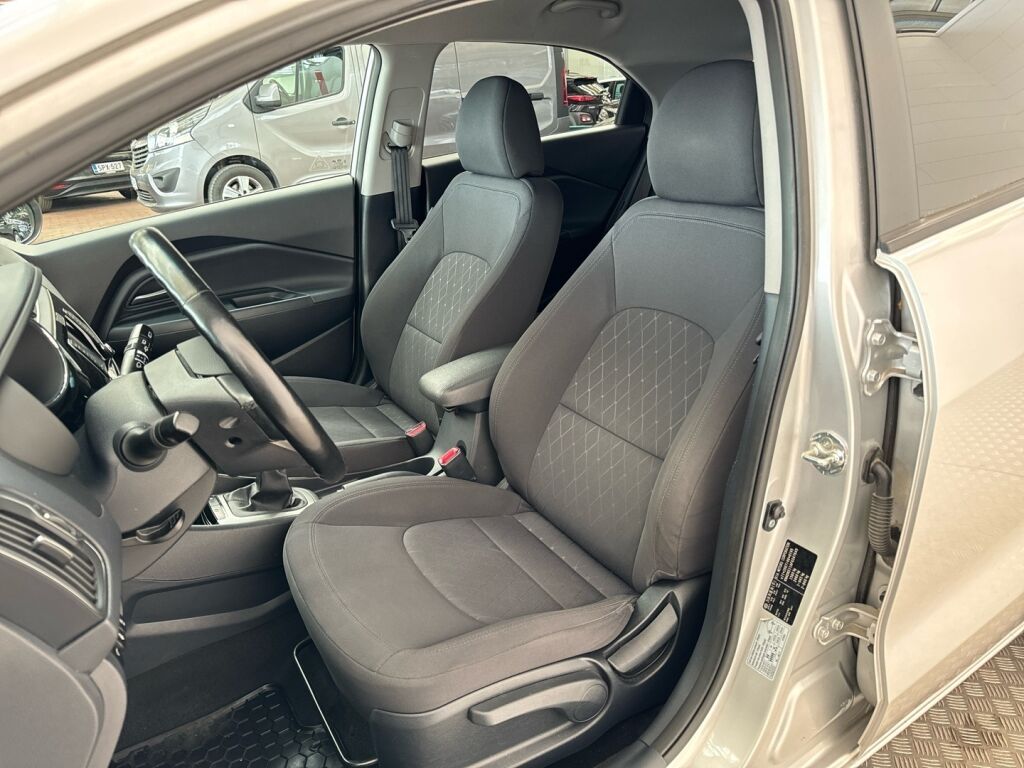 Kia Rio 2015 Hopea