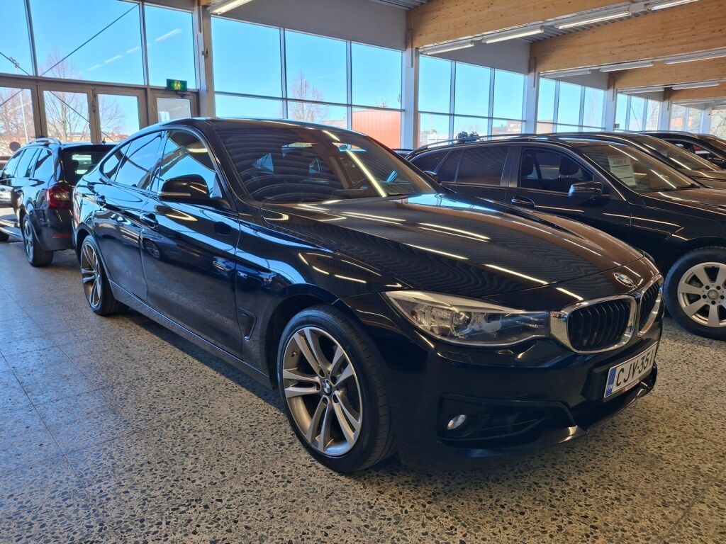 BMW 320 Gran Turismo 2015 Musta