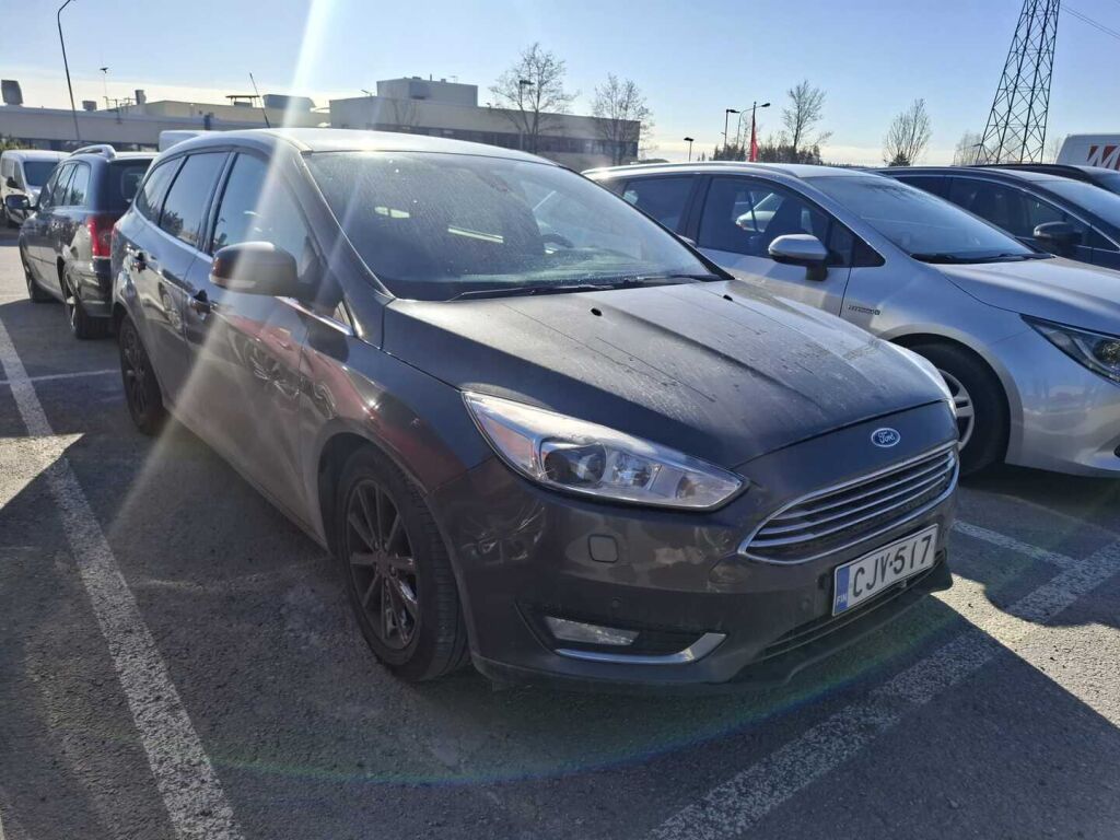 Ford Focus 2015 Harmaa