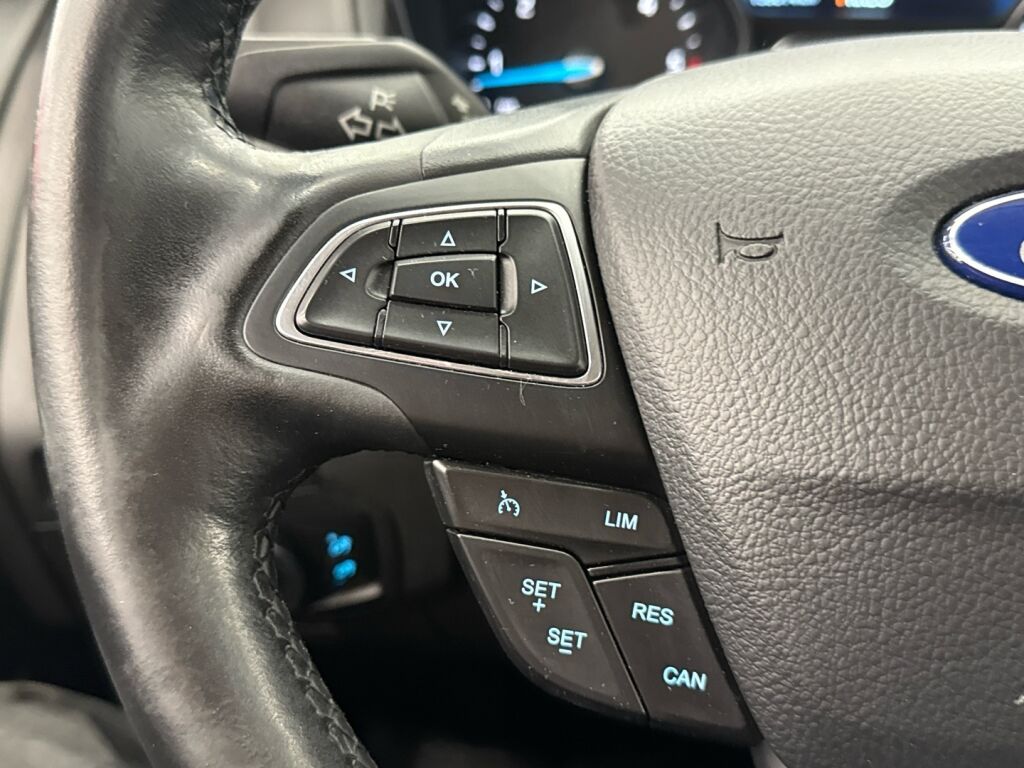 Ford Focus 2015 Harmaa
