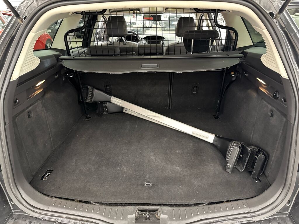 Ford Focus 2015 Harmaa