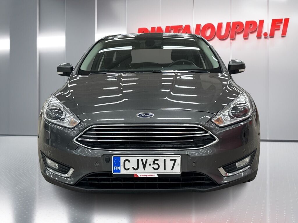 Ford Focus 2015 Harmaa
