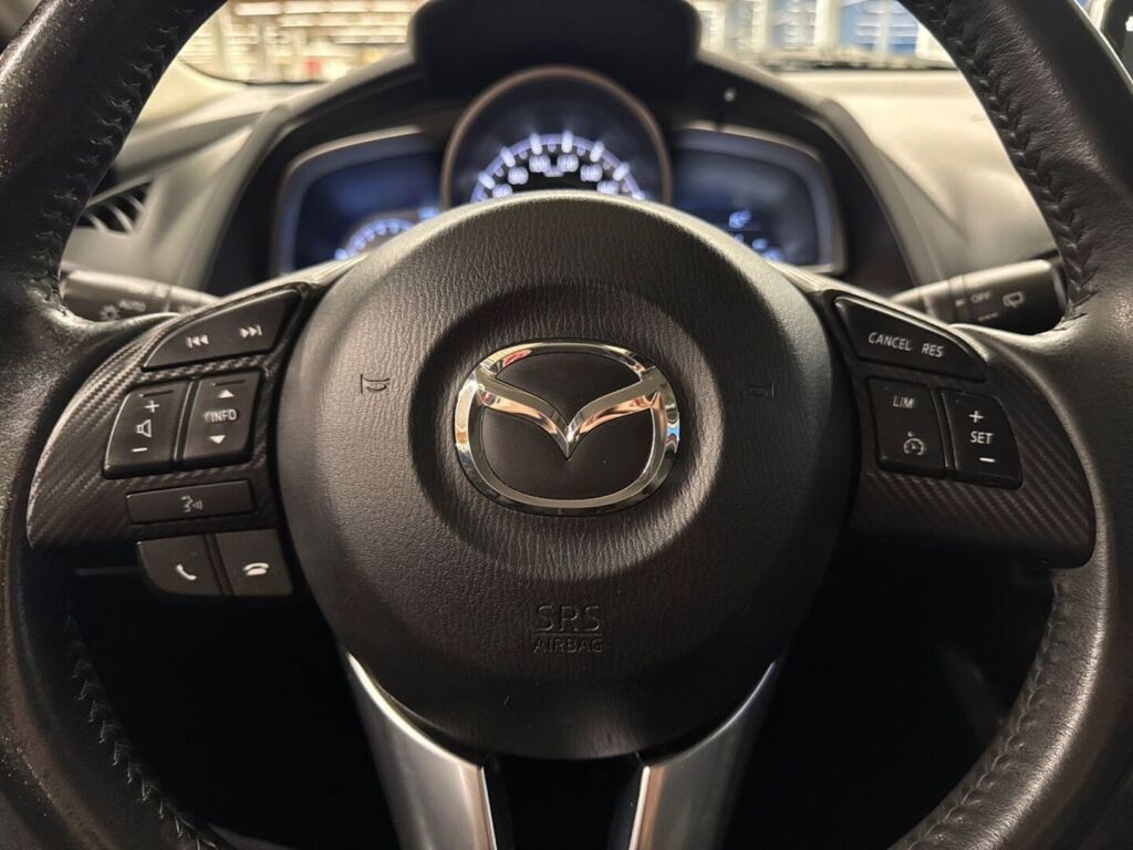 Mazda CX-3 2015 Metallinhohto Punainen