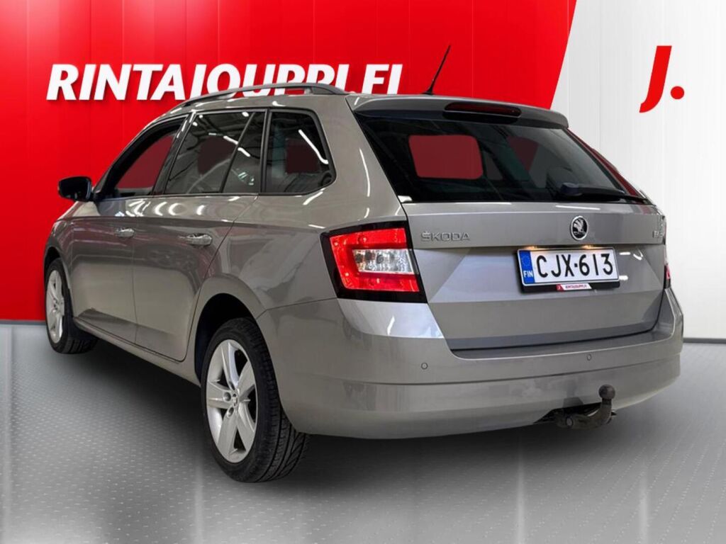 Skoda Fabia 2015 Ruskea (beige)