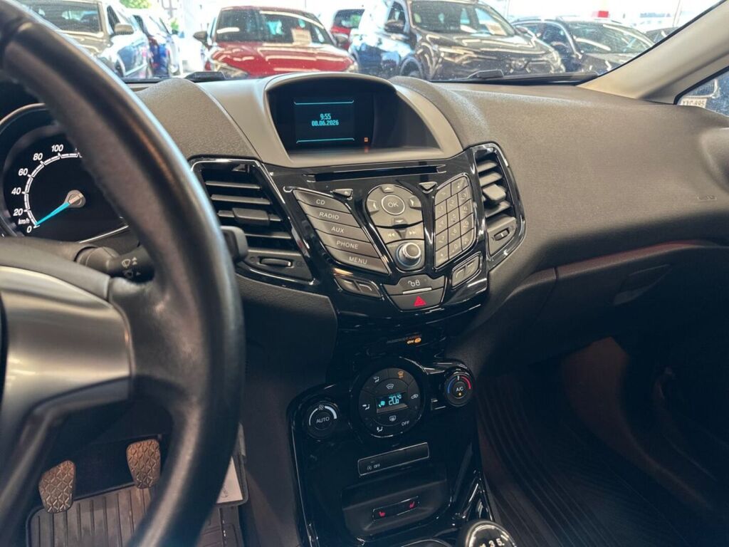 Ford Fiesta 2015 Harmaa
