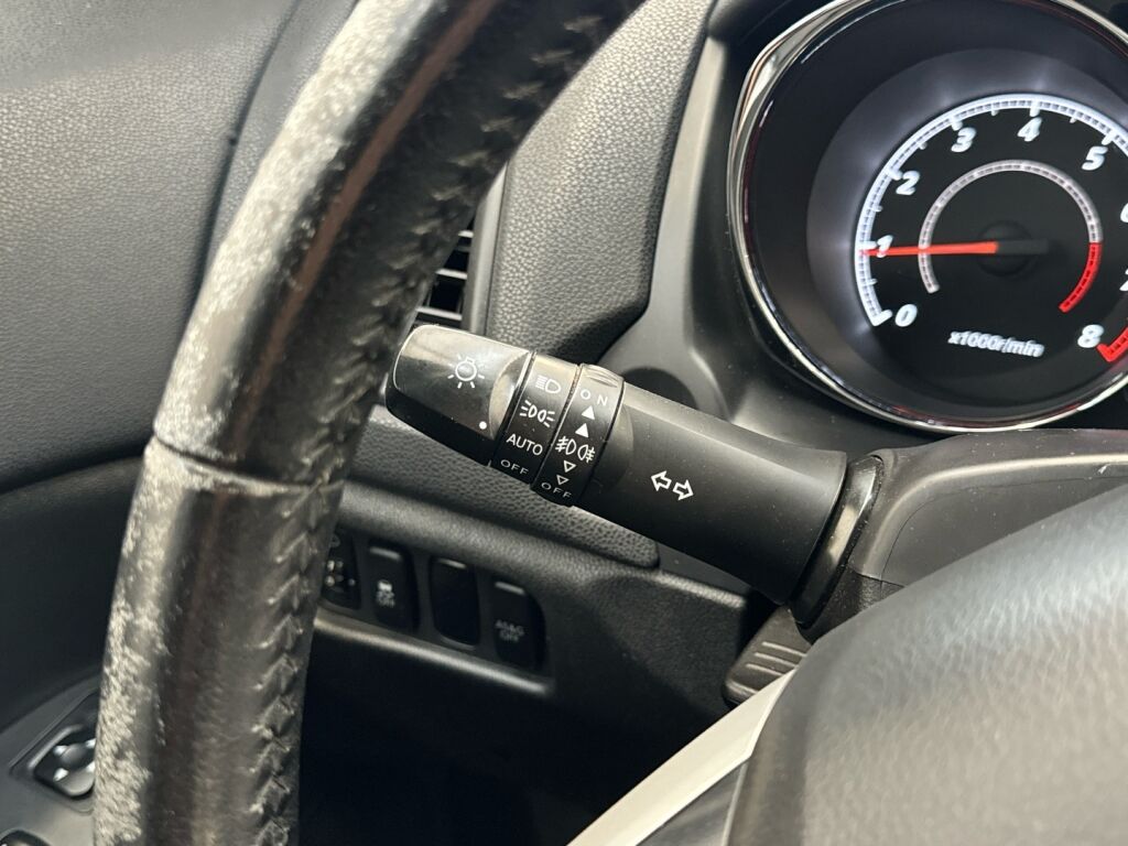 Mitsubishi ASX 2015 Valkoinen