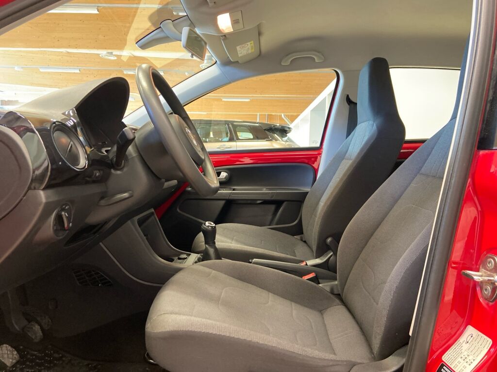 Volkswagen up! 2015 Punainen