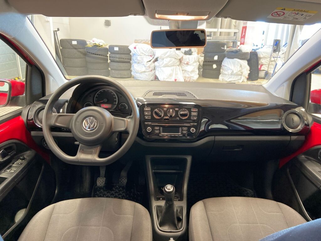 Volkswagen up! 2015 Punainen