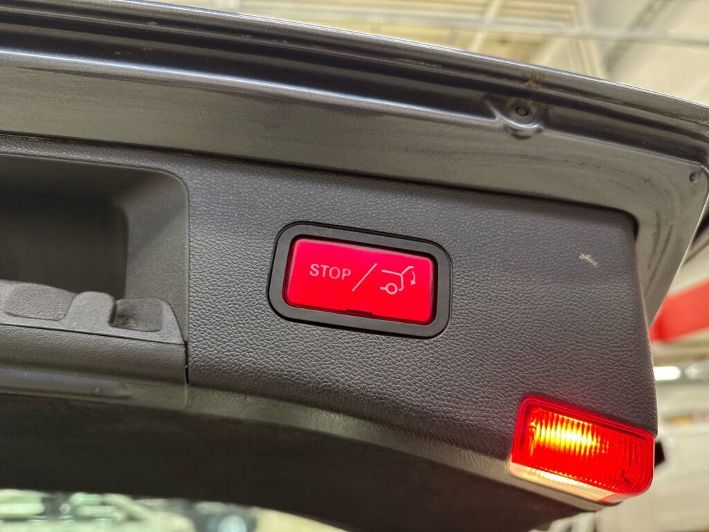 Mercedes-Benz E 2015 Harmaa