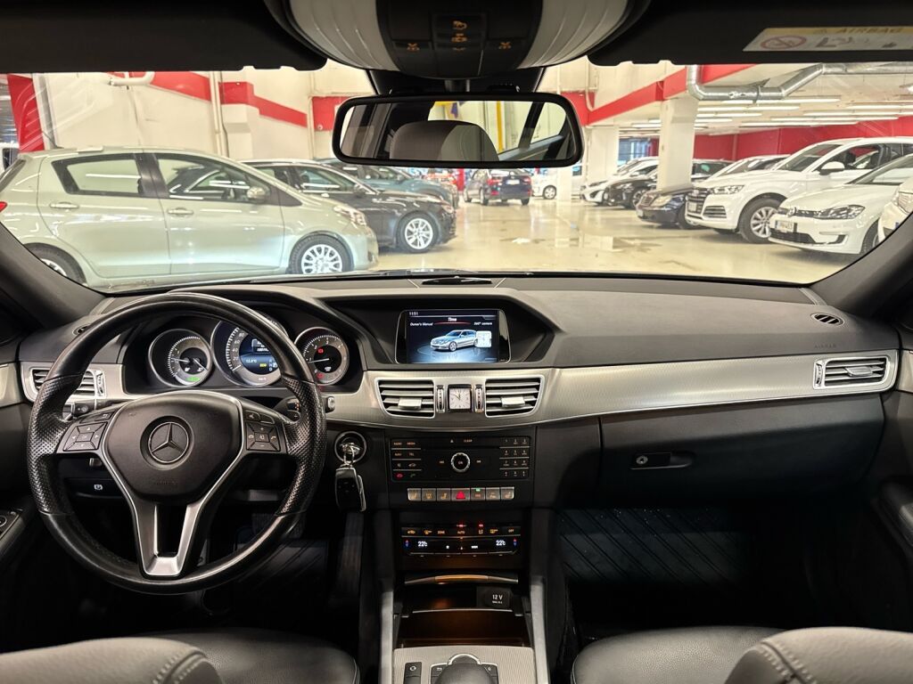 Mercedes-Benz E 2015 Harmaa