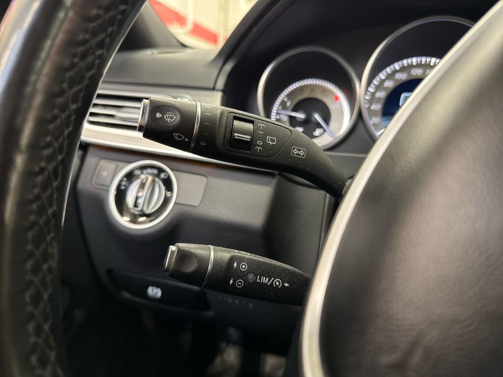 Mercedes-Benz E 2015 Harmaa