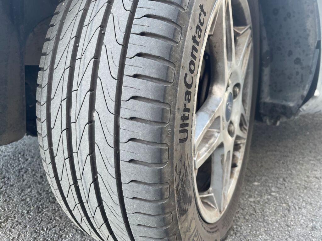 Ford Fiesta 2015 Harmaa