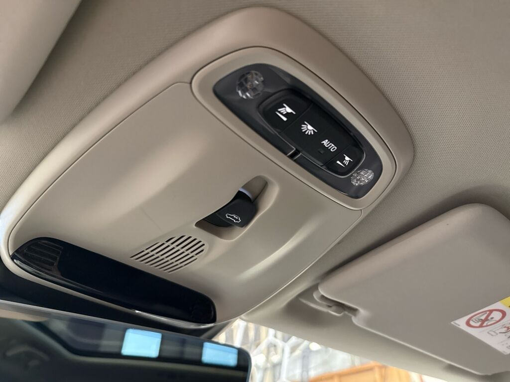 Volvo V40 2015 Valkoinen