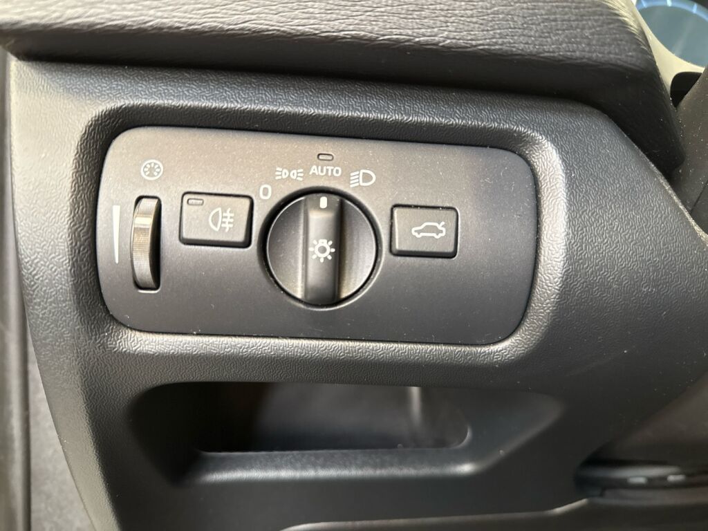 Volvo V40 2015 Valkoinen