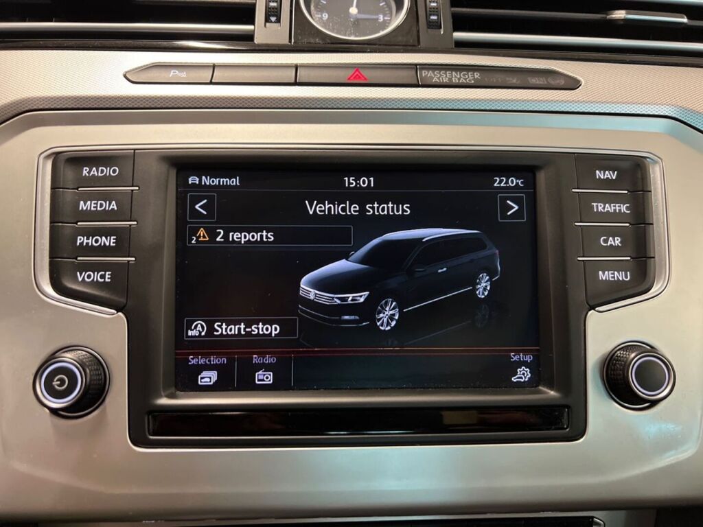 Volkswagen Passat 2015 Valkoinen