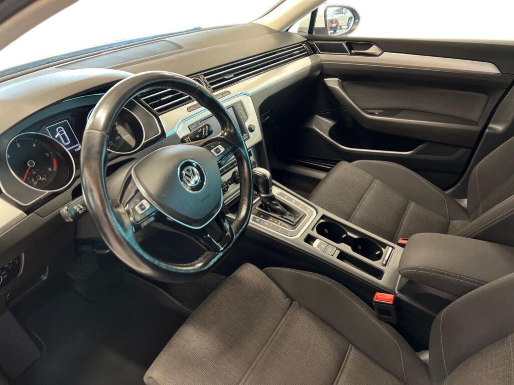 Volkswagen Passat 2015 Valkoinen