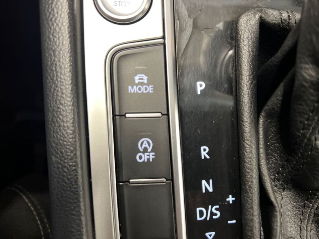 Volkswagen Passat 2015 Valkoinen