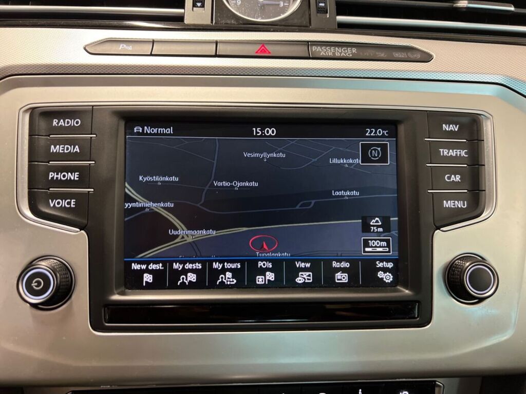 Volkswagen Passat 2015 Valkoinen