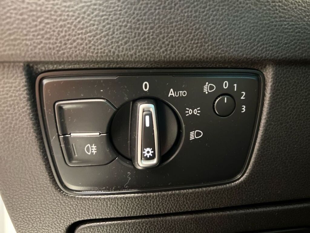 Volkswagen Passat 2015 Valkoinen