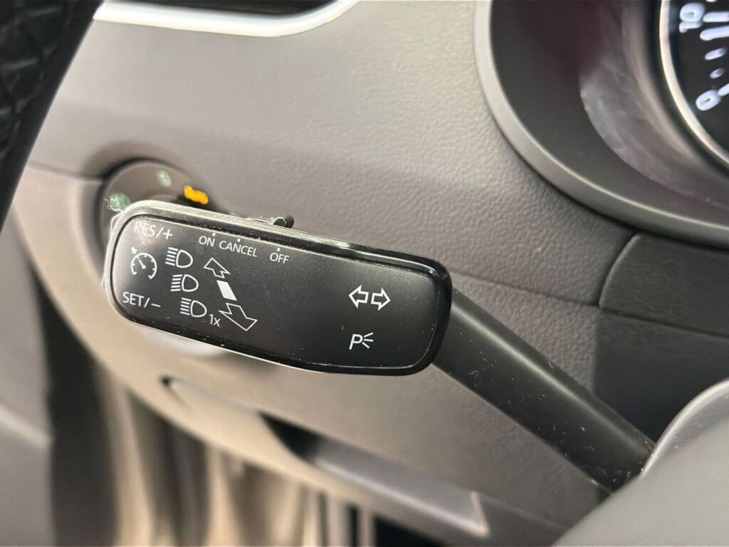Skoda Octavia 2015 Ruskea (beige)
